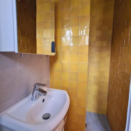Apartamento De Charme Dans Les Batignolles París